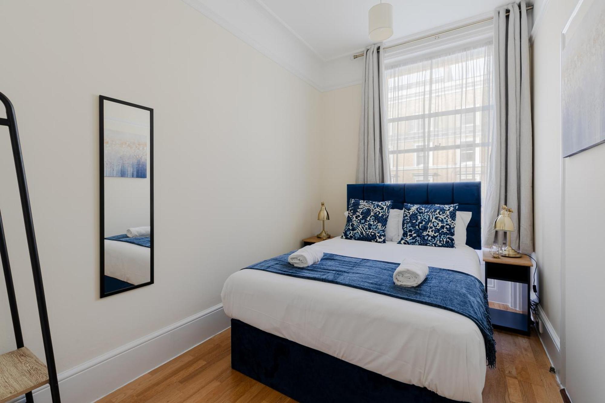 Natural History Museum Apartment